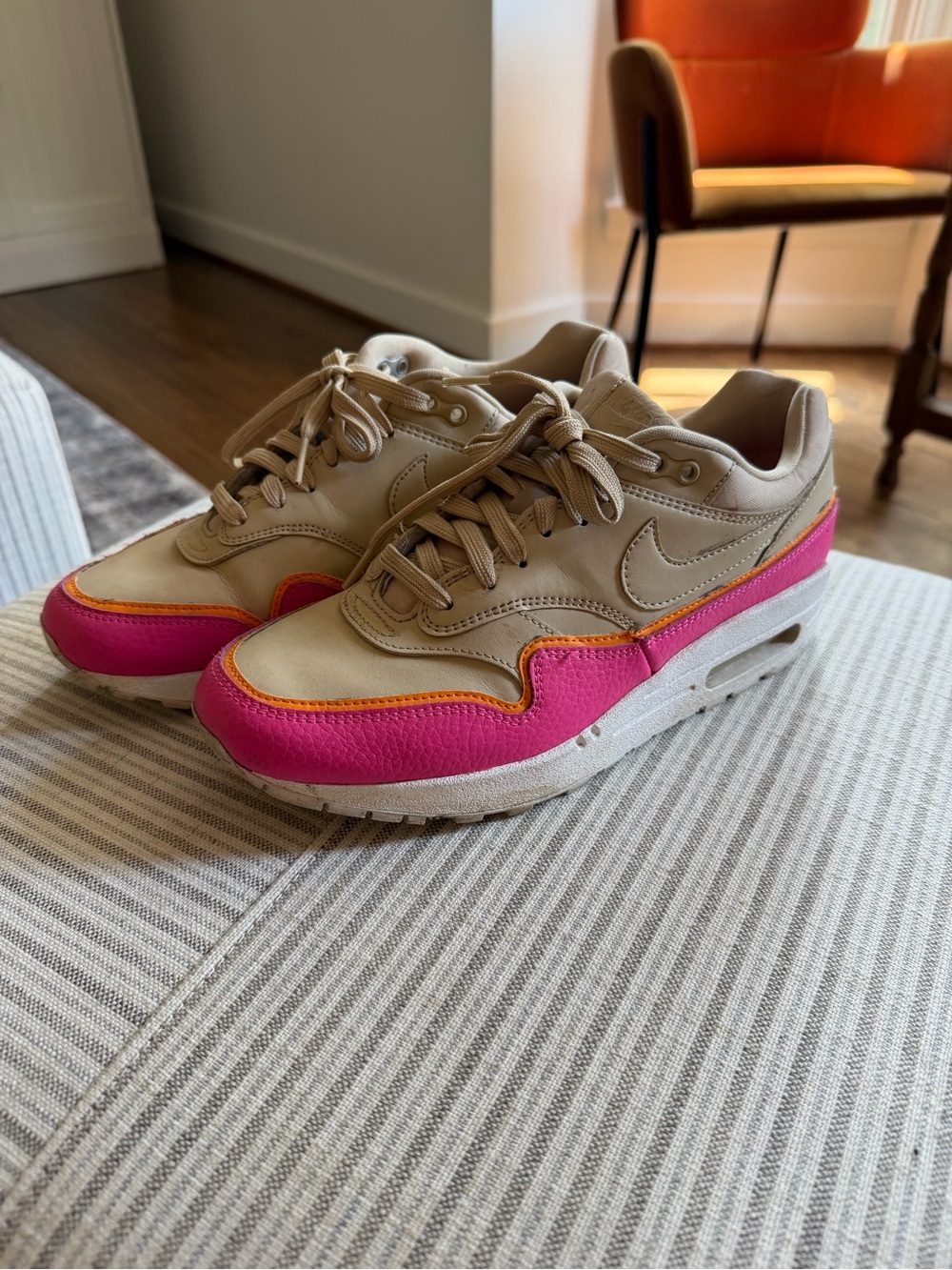 Nike Beige Air Max 1 Sneakers with Pink and Orange Trim men’s 6.5/women’s 8